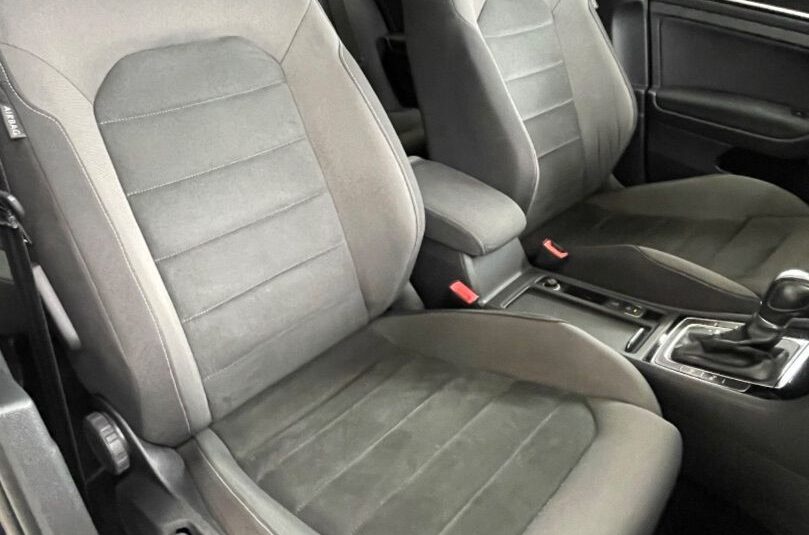 VOLKSWAGEN GOLF VII SPORT HIGHLINE