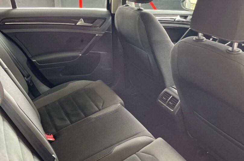 VOLKSWAGEN GOLF VII SPORT HIGHLINE