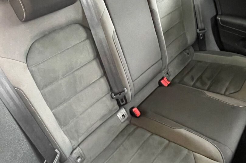 VOLKSWAGEN GOLF VII SPORT HIGHLINE