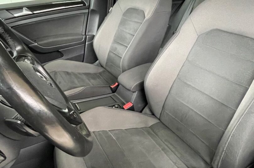 VOLKSWAGEN GOLF VII SPORT HIGHLINE
