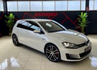 VOLKSWAGEN Golf GTD