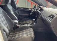 VOLKSWAGEN Golf GTD