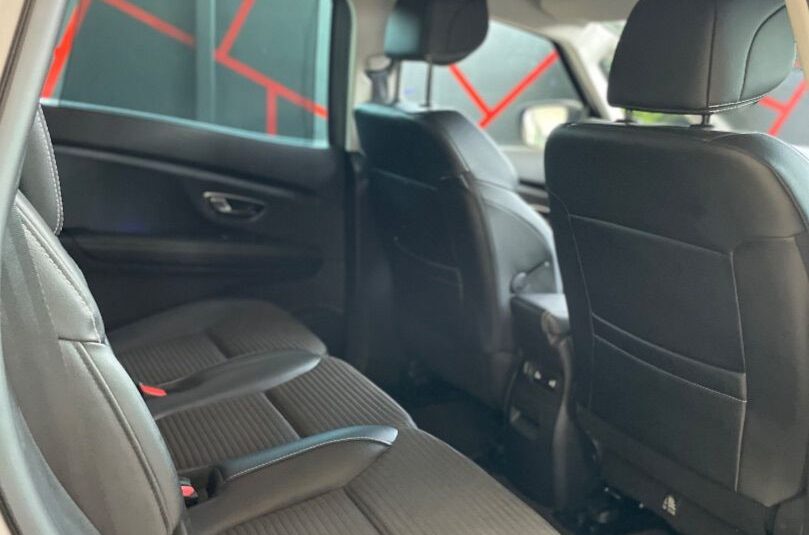 RENAULT GRAND SCENIC 7 PLAZAS