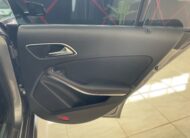 MERCEDES CLA 200 SHOOTING BRAKKE AMG LINE