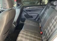 VOLKSWAGEN Golf GTD