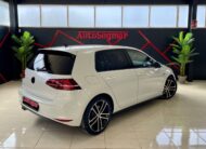 VOLKSWAGEN Golf GTD