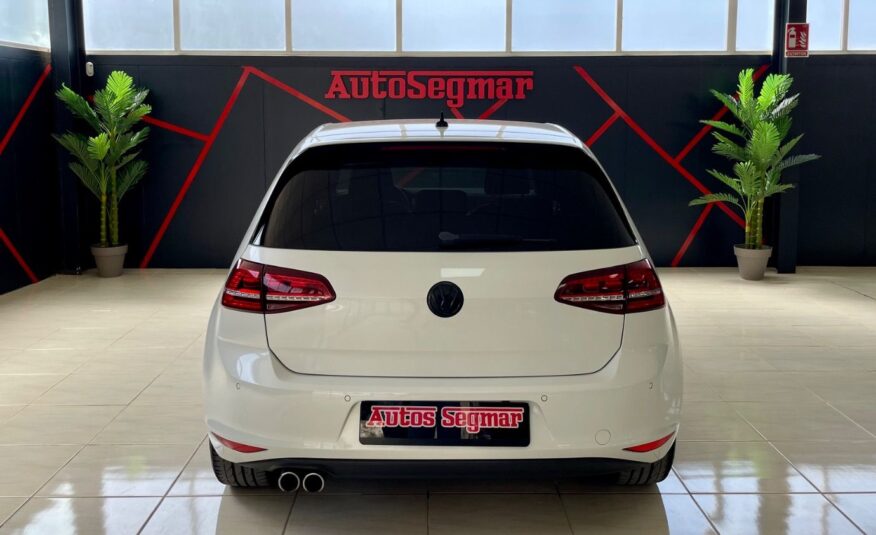 VOLKSWAGEN Golf GTD