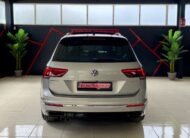 VOLKSWAGEN TIGUAN R LINE