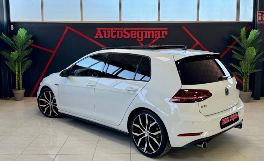 VOLKSWAGEN GOLF GTI PERFORMANCE