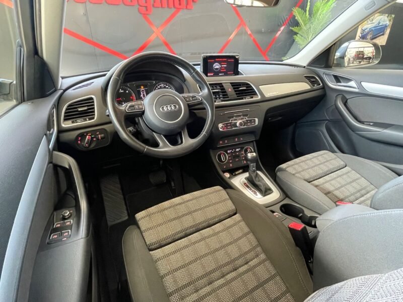 AUDI Q3 S LINE