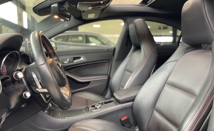 MERCEDES CLA 220 AMG LINE
