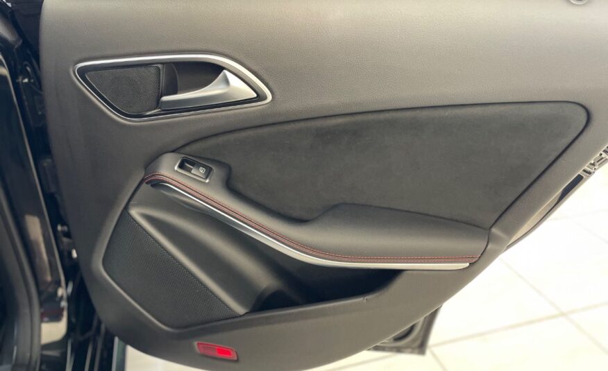 MERCEDES CLA 220 AMG