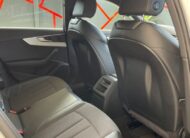 AUDI A4 AVANT S LINE