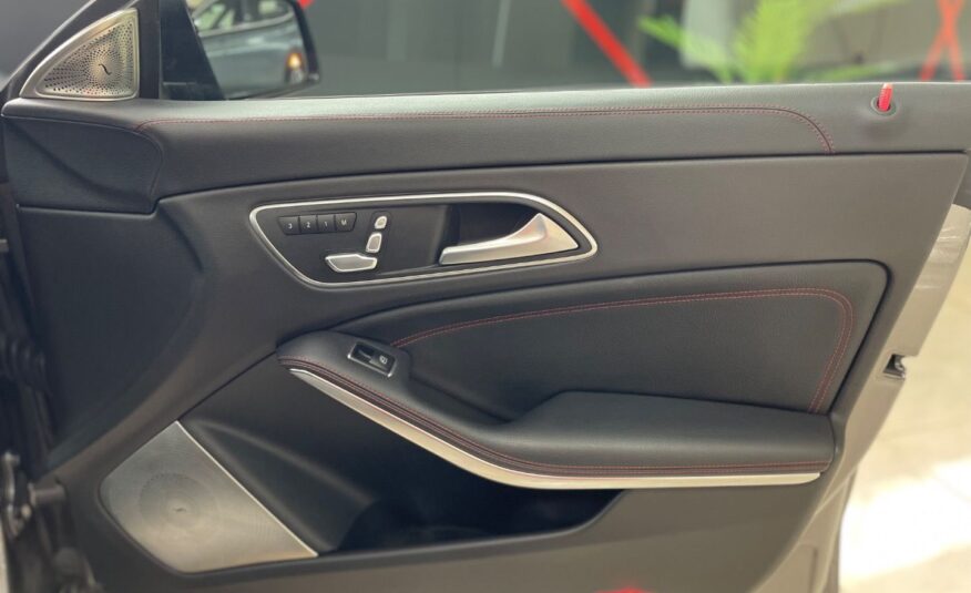 MERCEDES CLA 220 AMG LINE