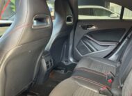MERCEDES CLA 220 AMG