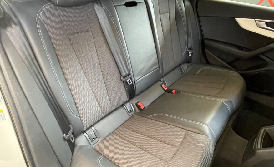 AUDI A4 AVANT S LINE