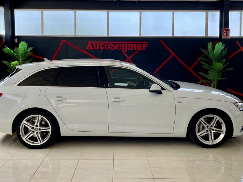 AUDI A4 AVANT S LINE