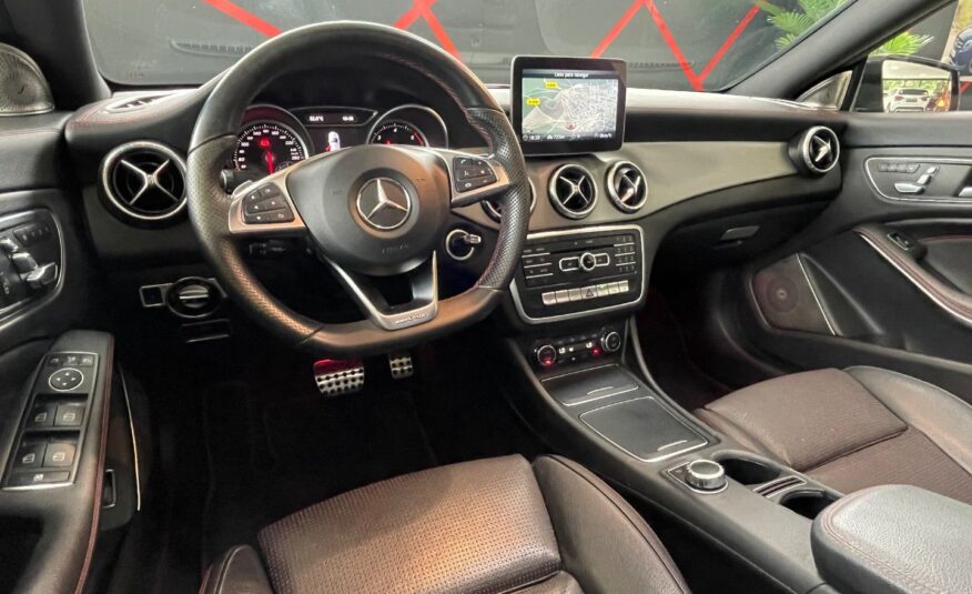 MERCEDES CLA 220 AMG LINE