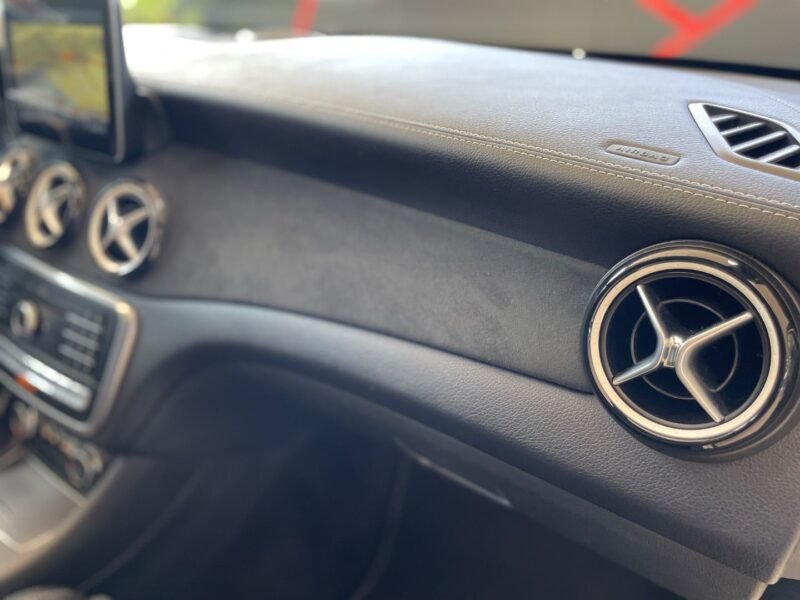 MERCEDES GLA 220 AMG EDITION