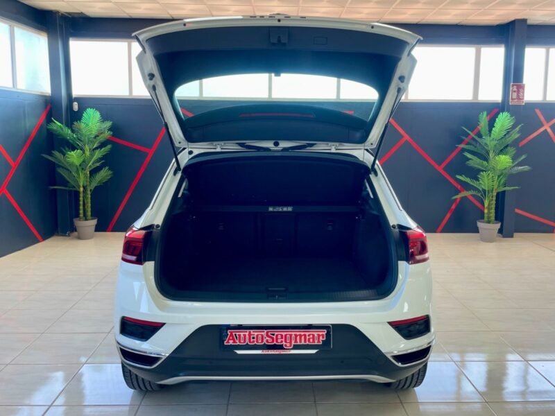 VOLKSWAGEN T-ROC SPORT