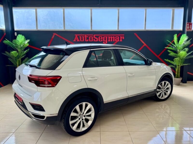 VOLKSWAGEN T-ROC SPORT