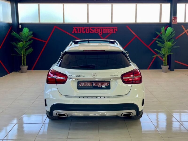MERCEDES GLA 220 AMG EDITION