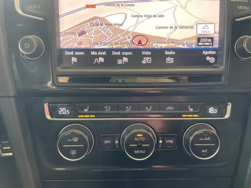 VOLKSWAGEN GOLF VII GTD