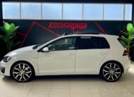 VOLKSWAGEN GOLF VII GTD