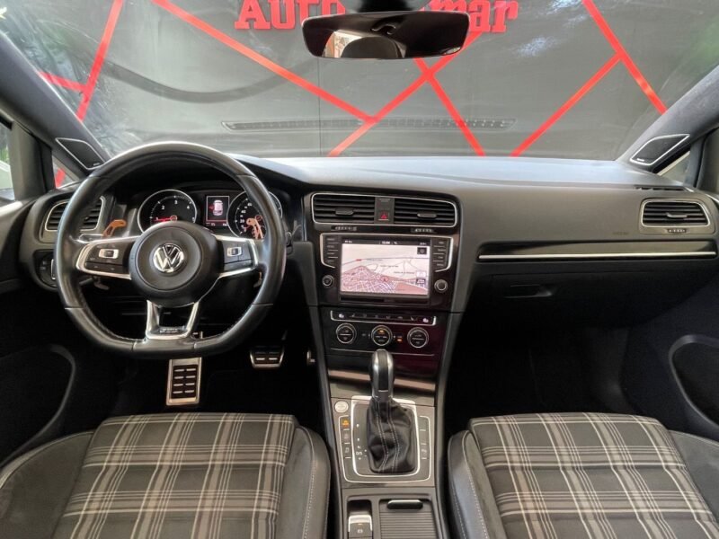 VOLKSWAGEN GOLF VII GTD