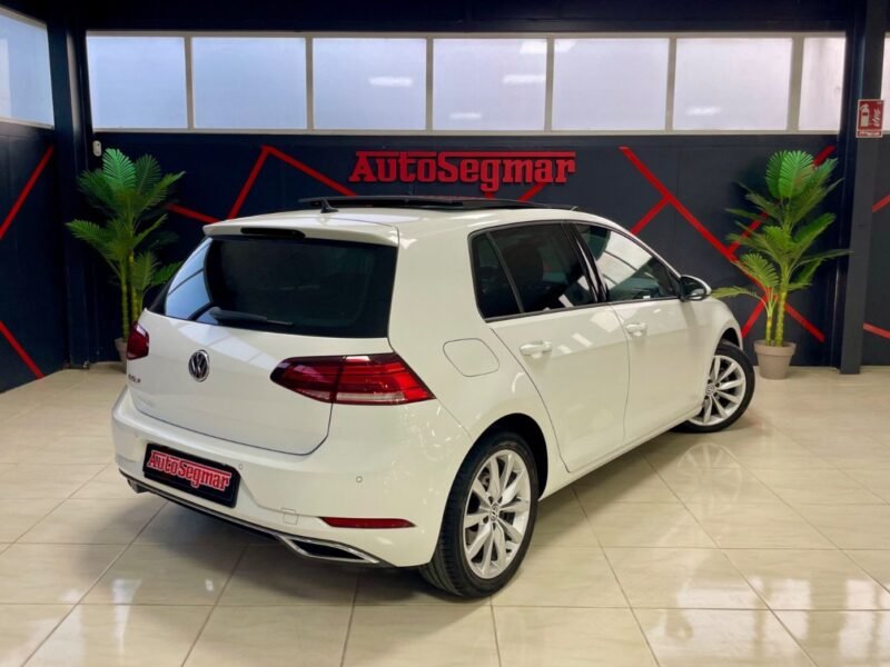 VOLKSWAGEN GOLF VII SPORT