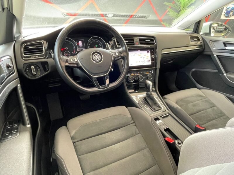 VOLKSWAGEN GOLF VII SPORT