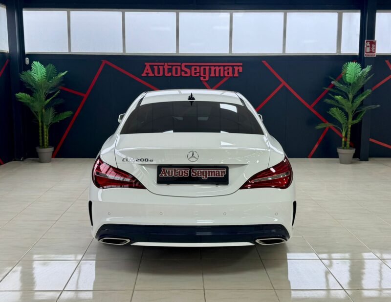MERCEDES CLA 200 AMG LINE