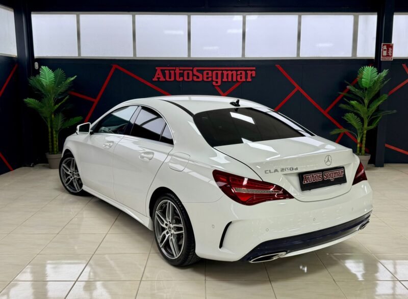 MERCEDES CLA 200 AMG LINE