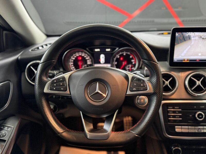 MERCEDES CLA 200 AMG LINE
