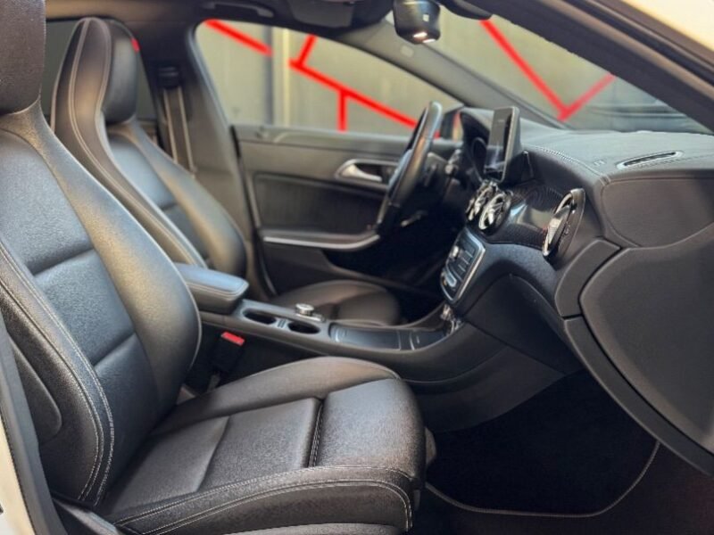 MERCEDES-BENZ CLA 200 SHOOTING BRAKE AMG EDITION