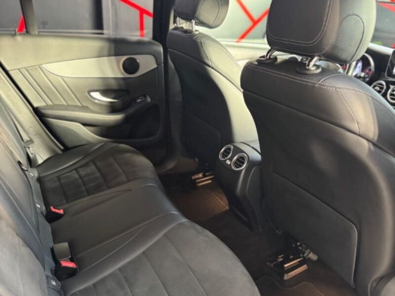 MERCEDES GLC 220 AMG LINE