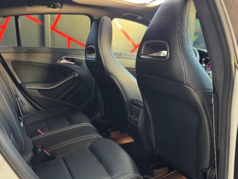 MERCEDES-BENZ CLA 200 SHOOTING BRAKE AMG EDITION