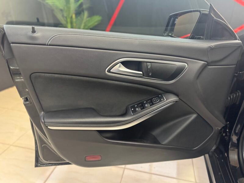 MERCEDES CLA 200 SHOOTING BRAKE AMG LINE