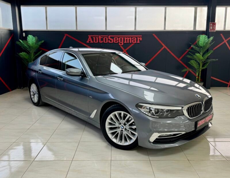 BMW 520 LUXURY LINE
