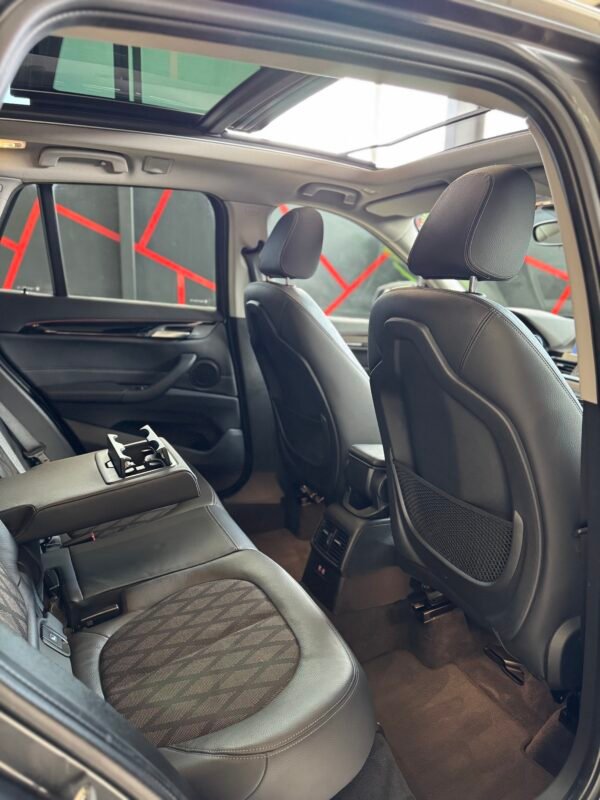 BMW X1 18 XDRIVE X LINE