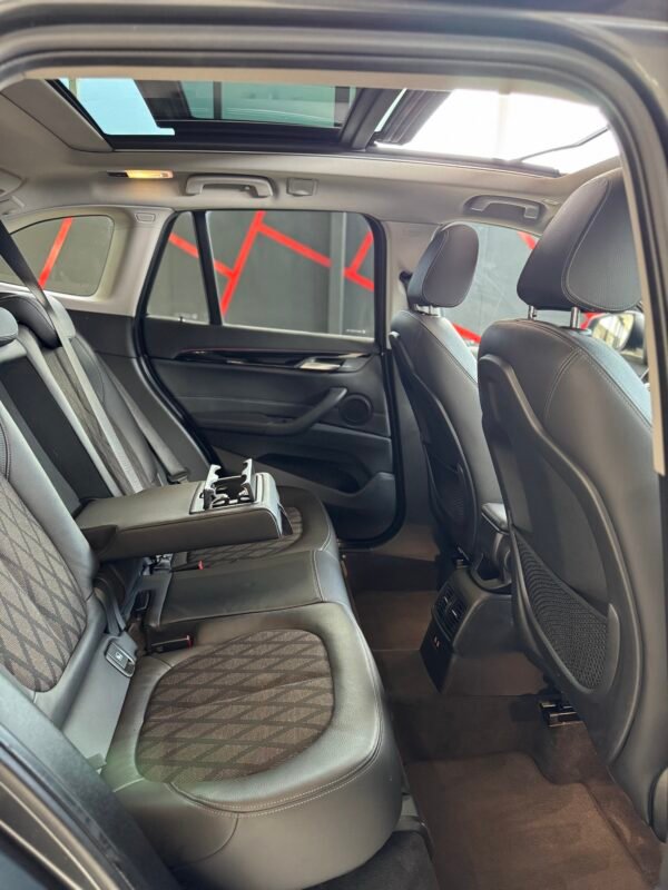 BMW X1 18 XDRIVE X LINE