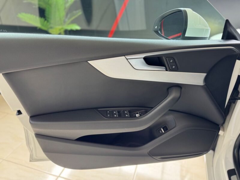 AUDI A5 S SPORTBACK S LINE