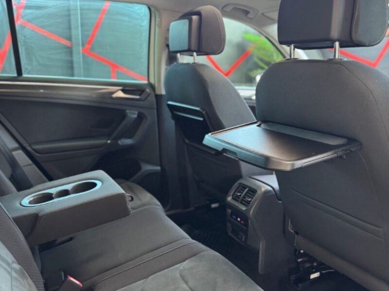 VOLKSWAGEN TIGUAN SPORT