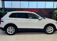 VOLKSWAGEN TIGUAN SPORT