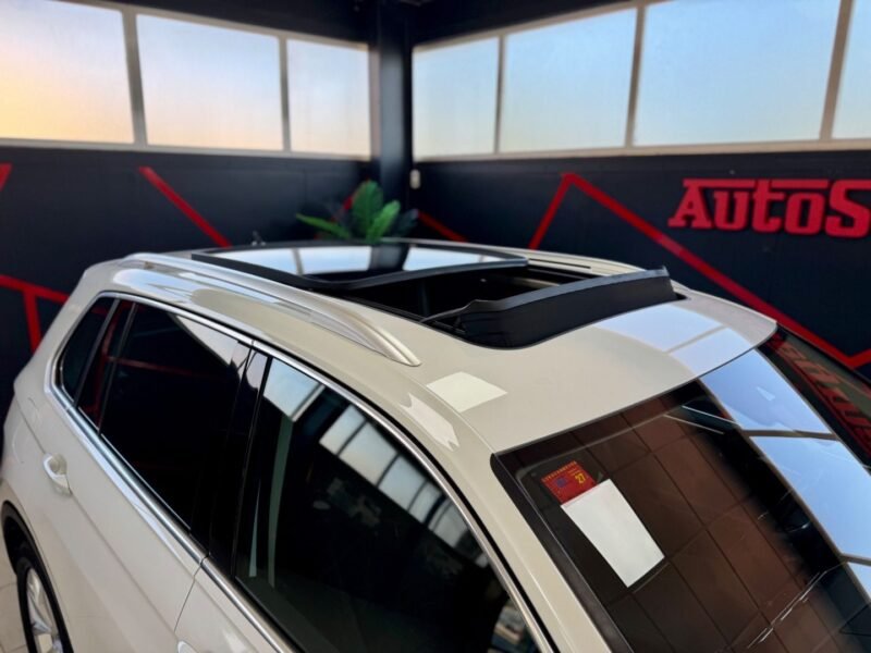 VOLKSWAGEN TIGUAN SPORT