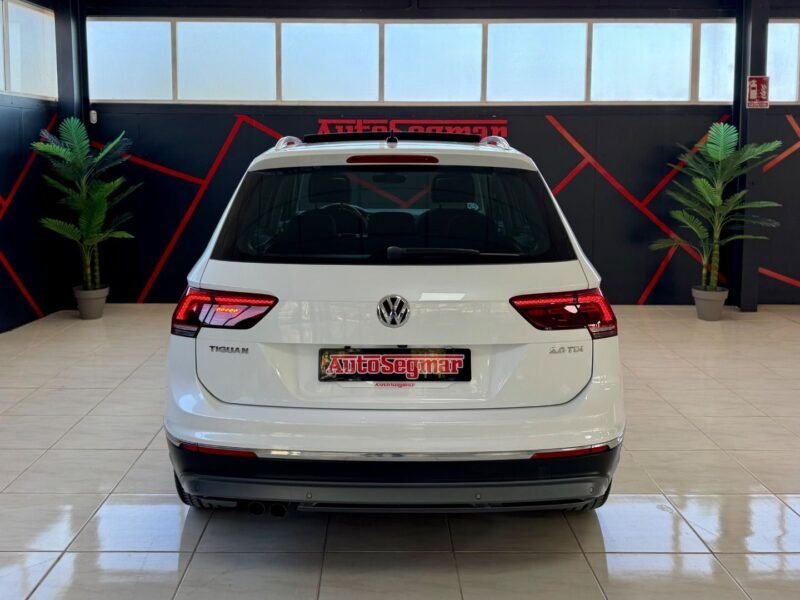 VOLKSWAGEN TIGUAN SPORT