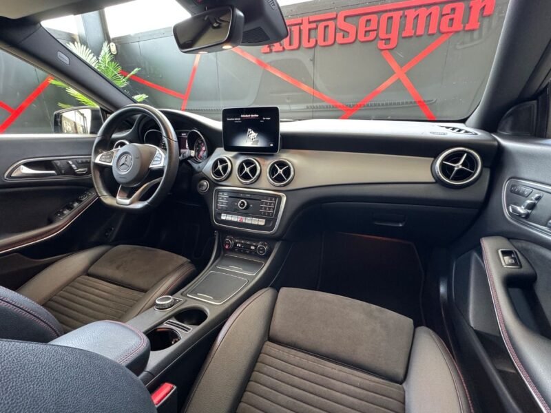 MERCEDES CLA 220 AMG LINE