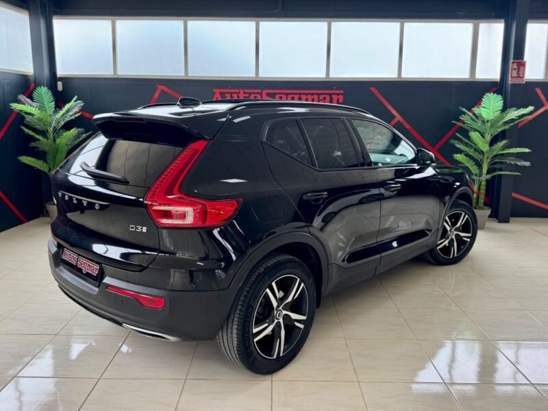 VOLVO XC40 RDESIGN