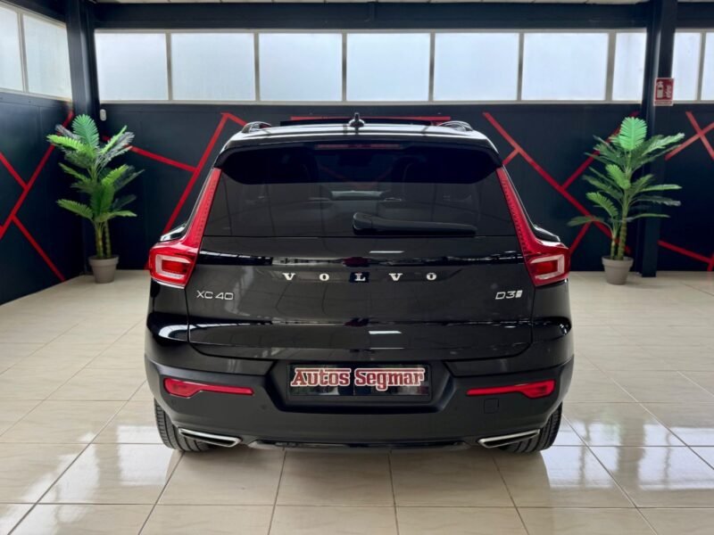 VOLVO XC40 RDESIGN