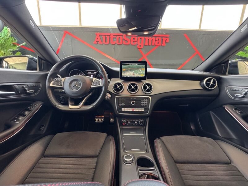 MERCEDES CLA 220 AMG LINE